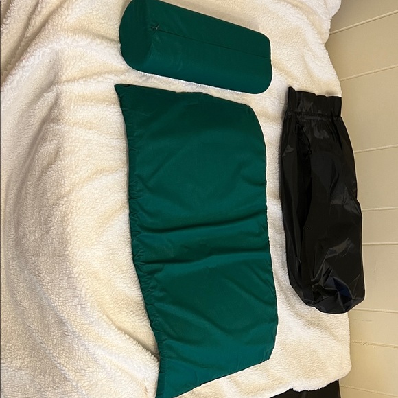 Green Acupressure Mat and Pillow Set - Picture 4 of 4